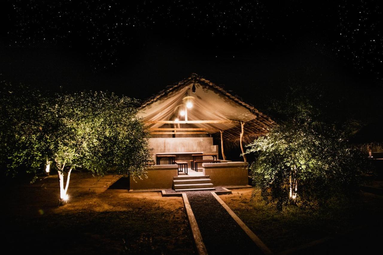 Hotel Yala Wild Hut - Yala Tissamaharama Exterior foto